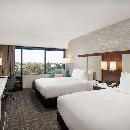 Hotel Doubletree By Hilton Monrovia - Pasadena Area Extérieur photo