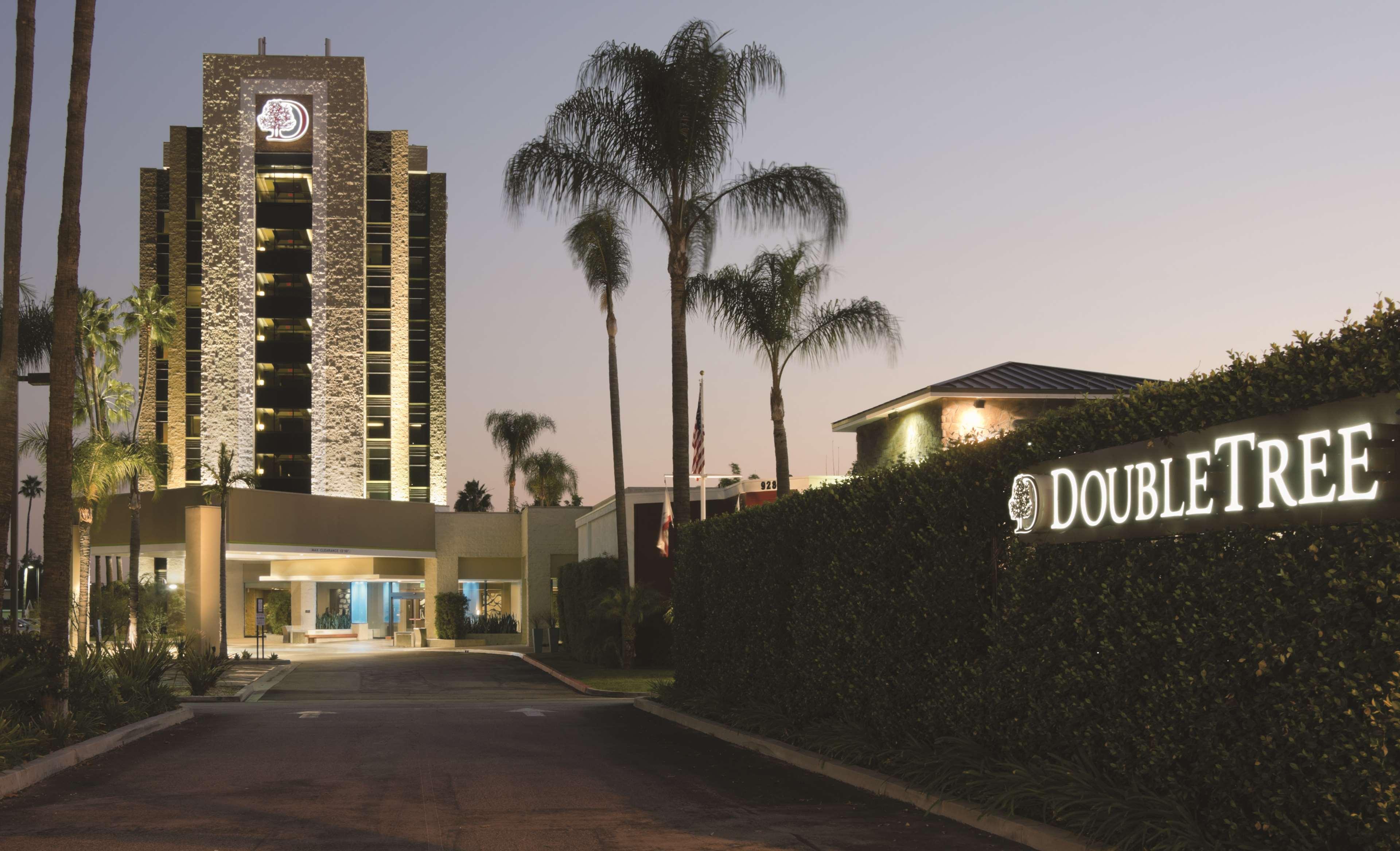 Hotel Doubletree By Hilton Monrovia - Pasadena Area Extérieur photo
