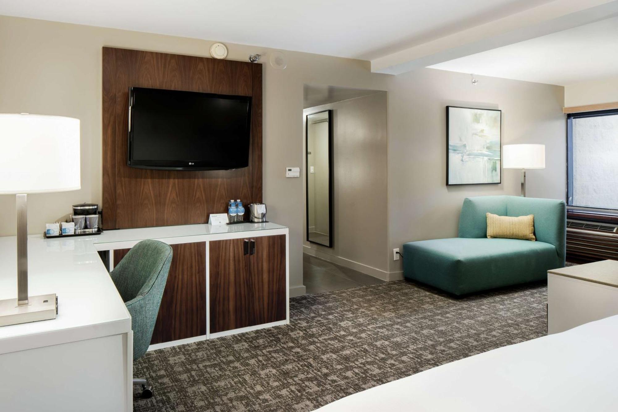 Hotel Doubletree By Hilton Monrovia - Pasadena Area Extérieur photo
